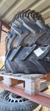 BKT 375/75R20