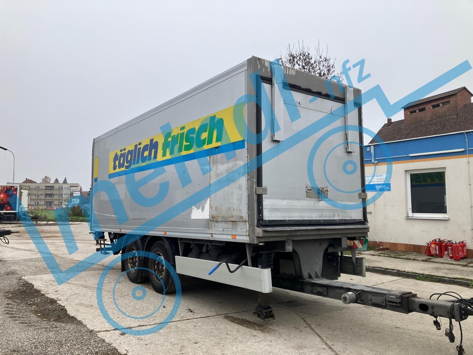 Tandem Kühlkoffer Anhänger 1