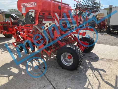 4306-f270d605e72015e8520ff79d4875d4fe-5975013