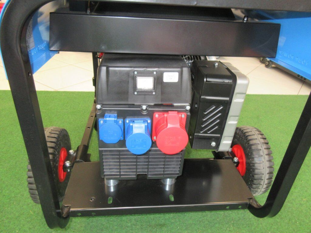 CGM Stromerzeuger CX 7000 T inkl. Radsatz 2