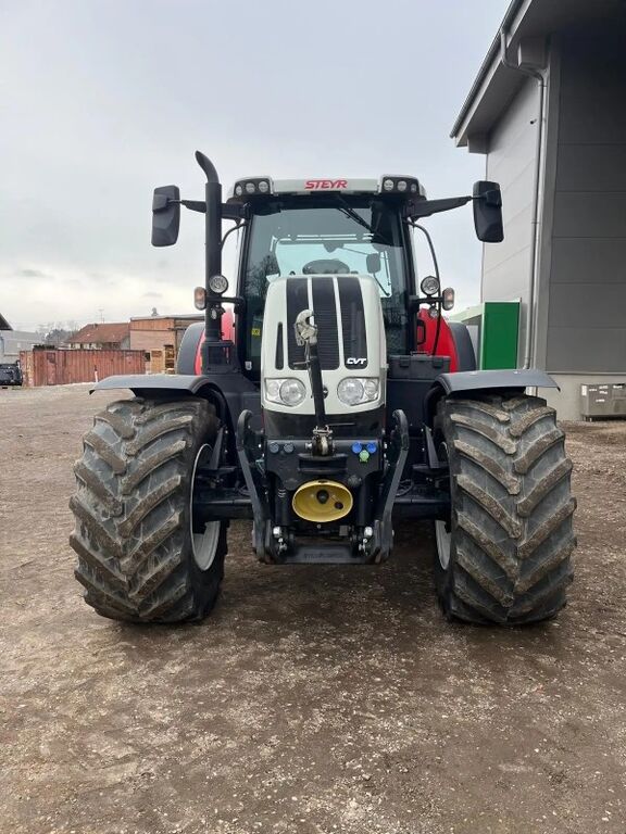 Traktor 6175 CVT 3