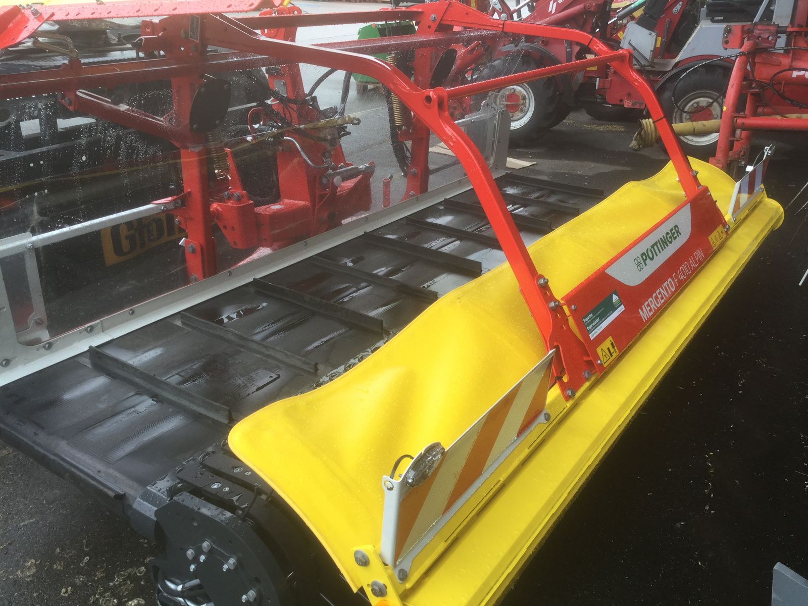 Pöttinger Pöttinger Mergento F 4010 Alpin Bandschwader 2