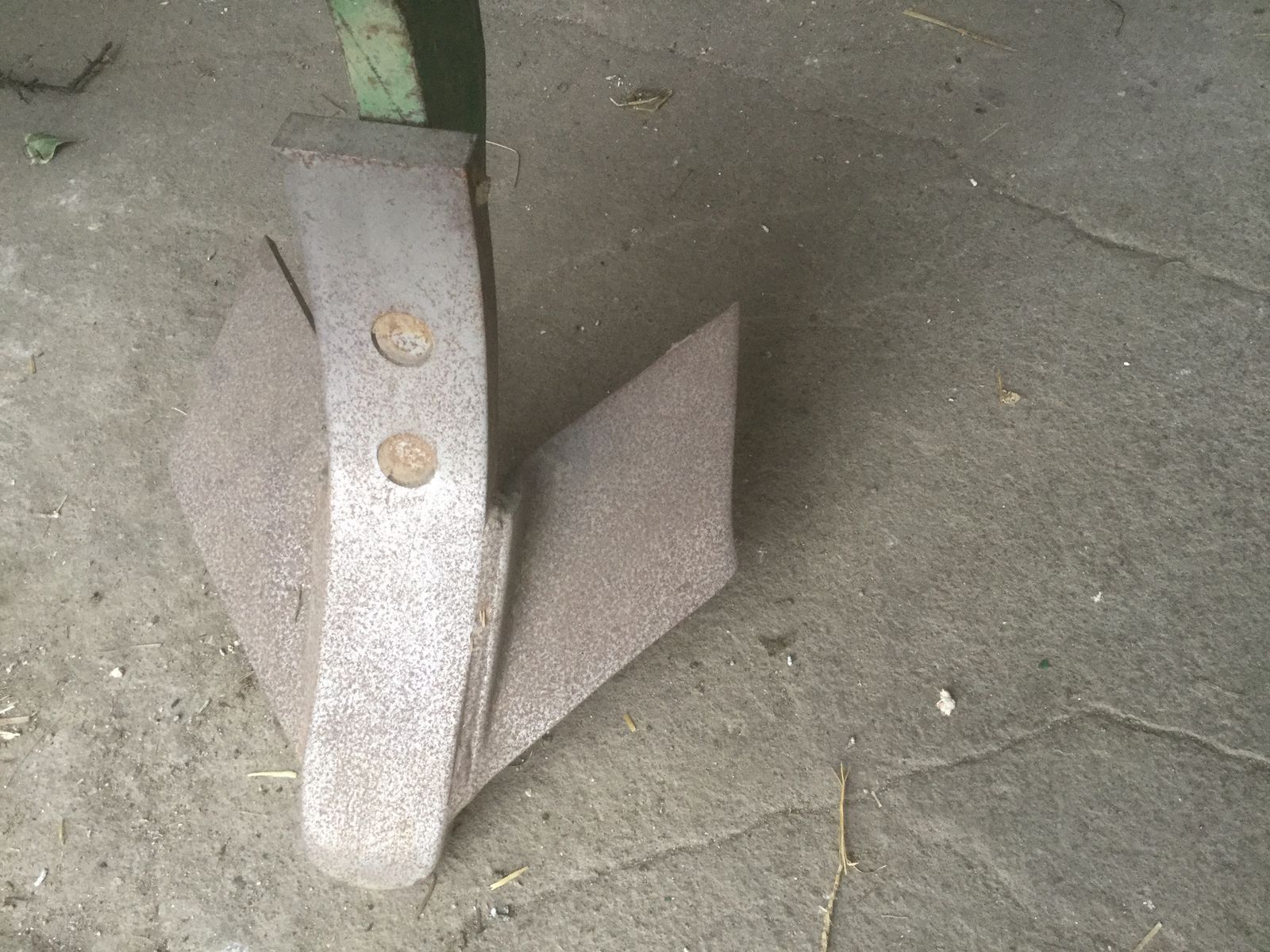 Regent Tukan  3 / 9 2