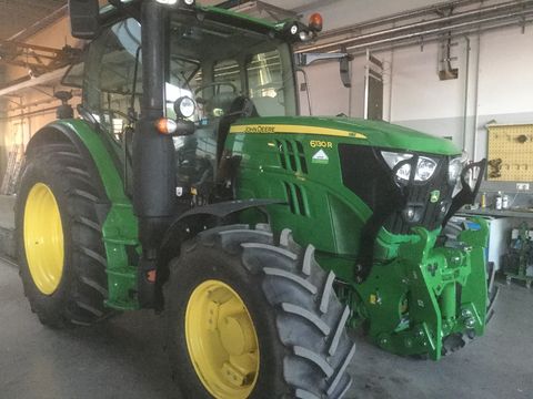 John Deere 6130R