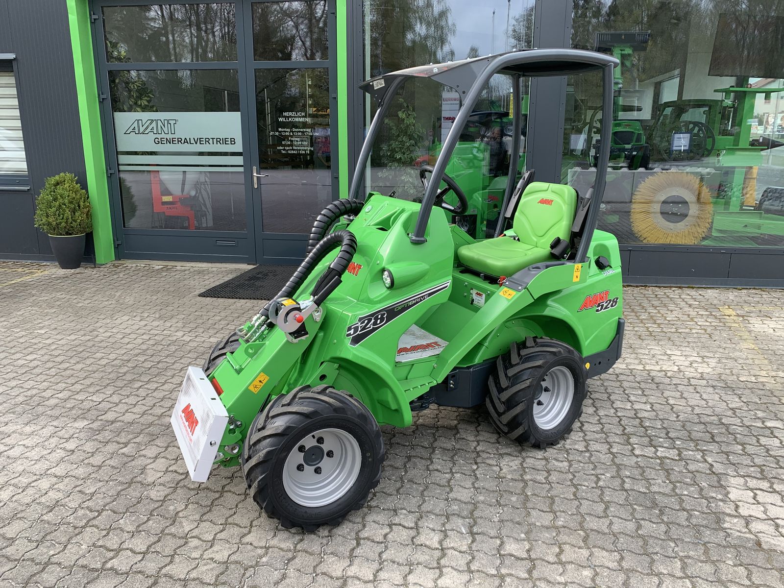 Avant Avant 528K Multifunktionslader 1