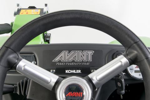 Avant Avant 225 mit Beheizter Kabine