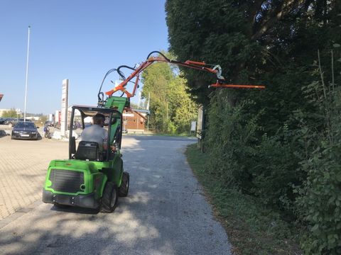 Sonstige Avant Hydraulische Heckenschere mit Seitenhubarm