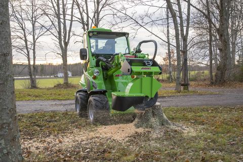 Sonstige Avant Baumstumpffräse