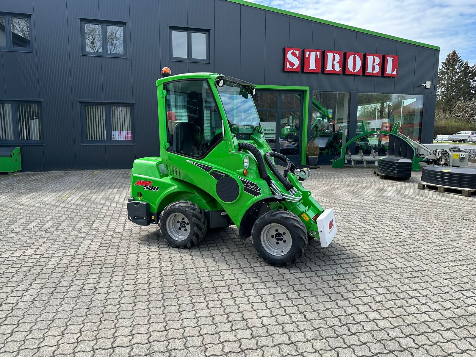 Avant Avant 530 Hoflader - Komfortkabine, Straßenzulas 1