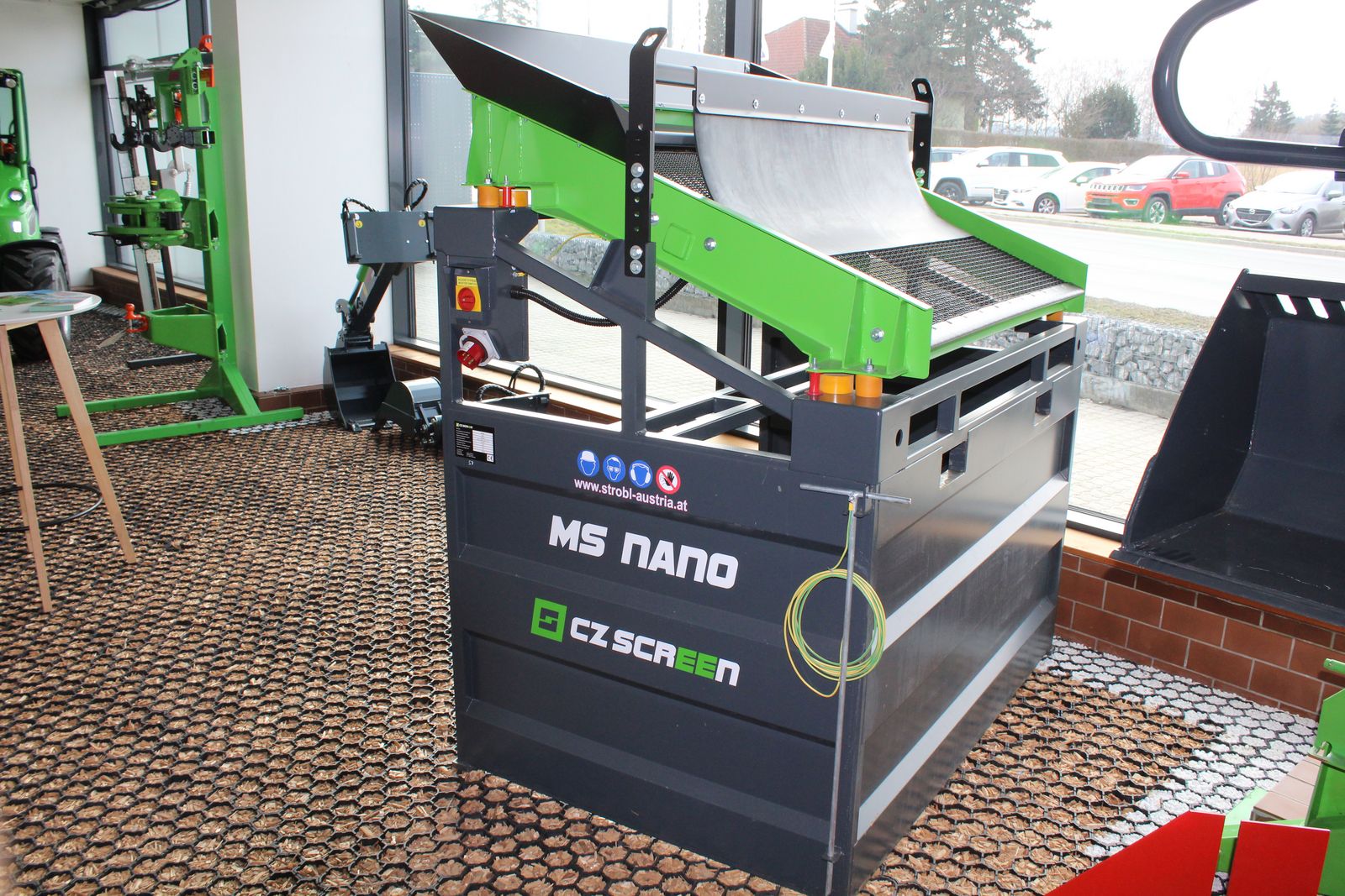 MS NANO Vibrationssiebmaschine 1