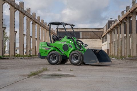 Avant Avant 640i Multifunktionslader mit Austria Paket