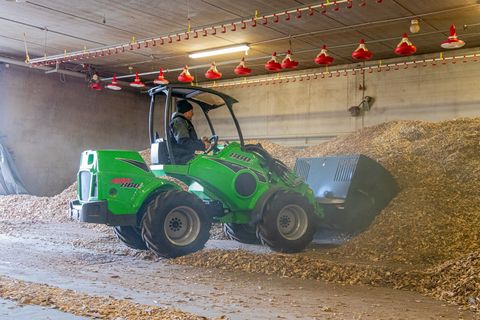 Avant Avant 860i Multifunktionslader GT Kabine