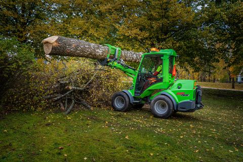 Avant Avant 760i Multifunktionslader mit GT Kabine