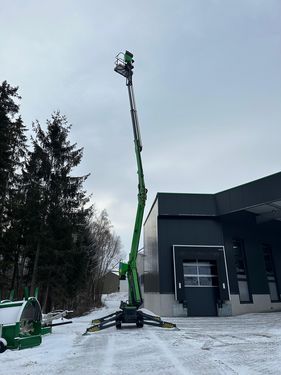Leguan Lifts Leguan Lifts Leguan 190 – VORFÜHRMASCHINE