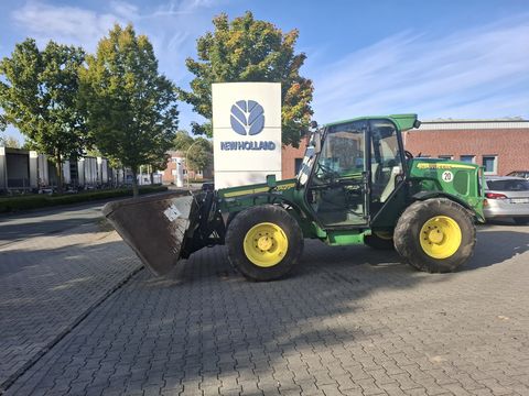 John Deere 3420 mit Schaufel und Palettengabel 