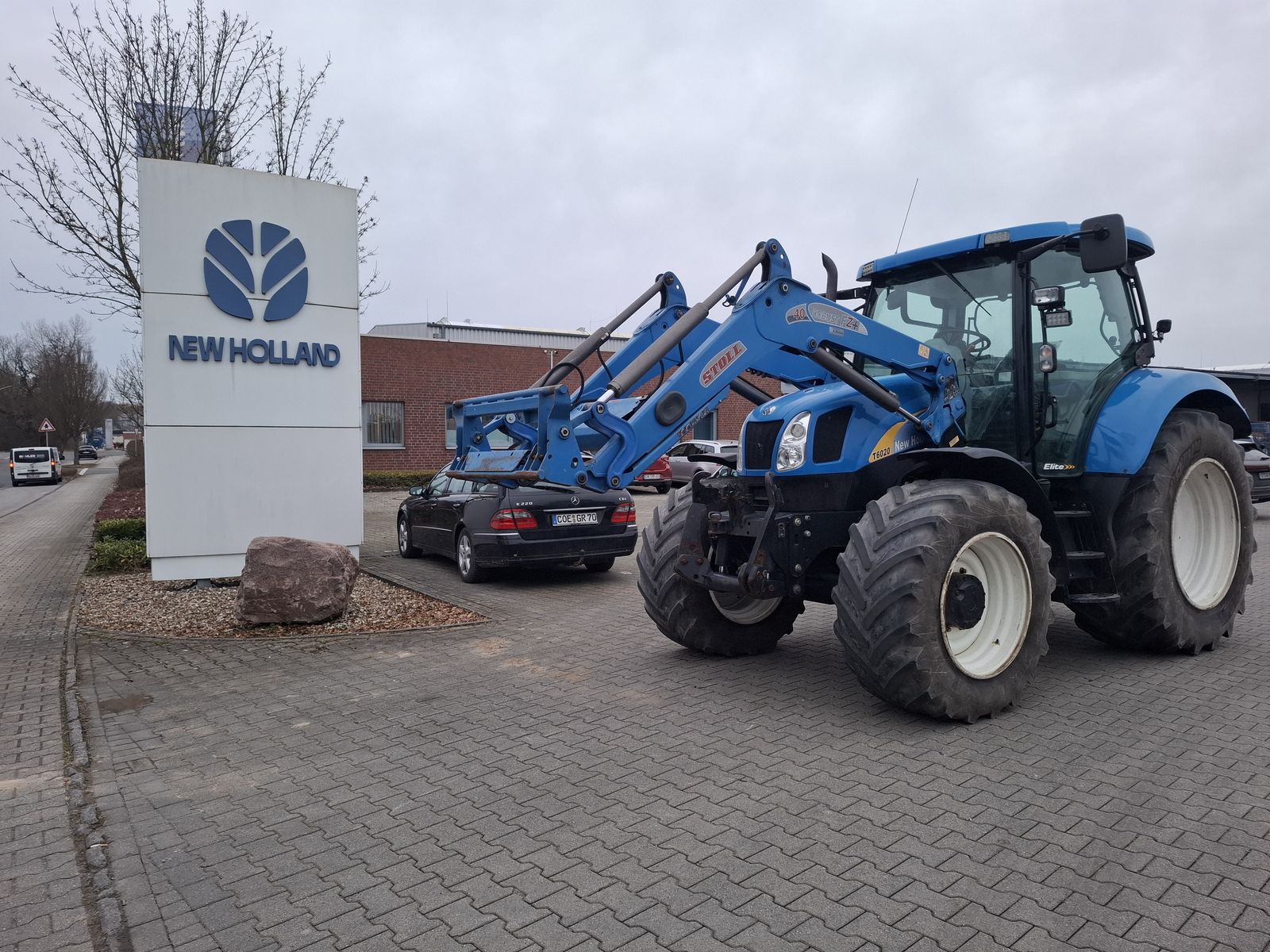 New Holland T6020 Elite 3