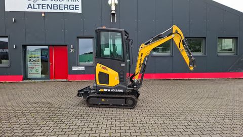 New Holland  E18 D // Eurocomach 