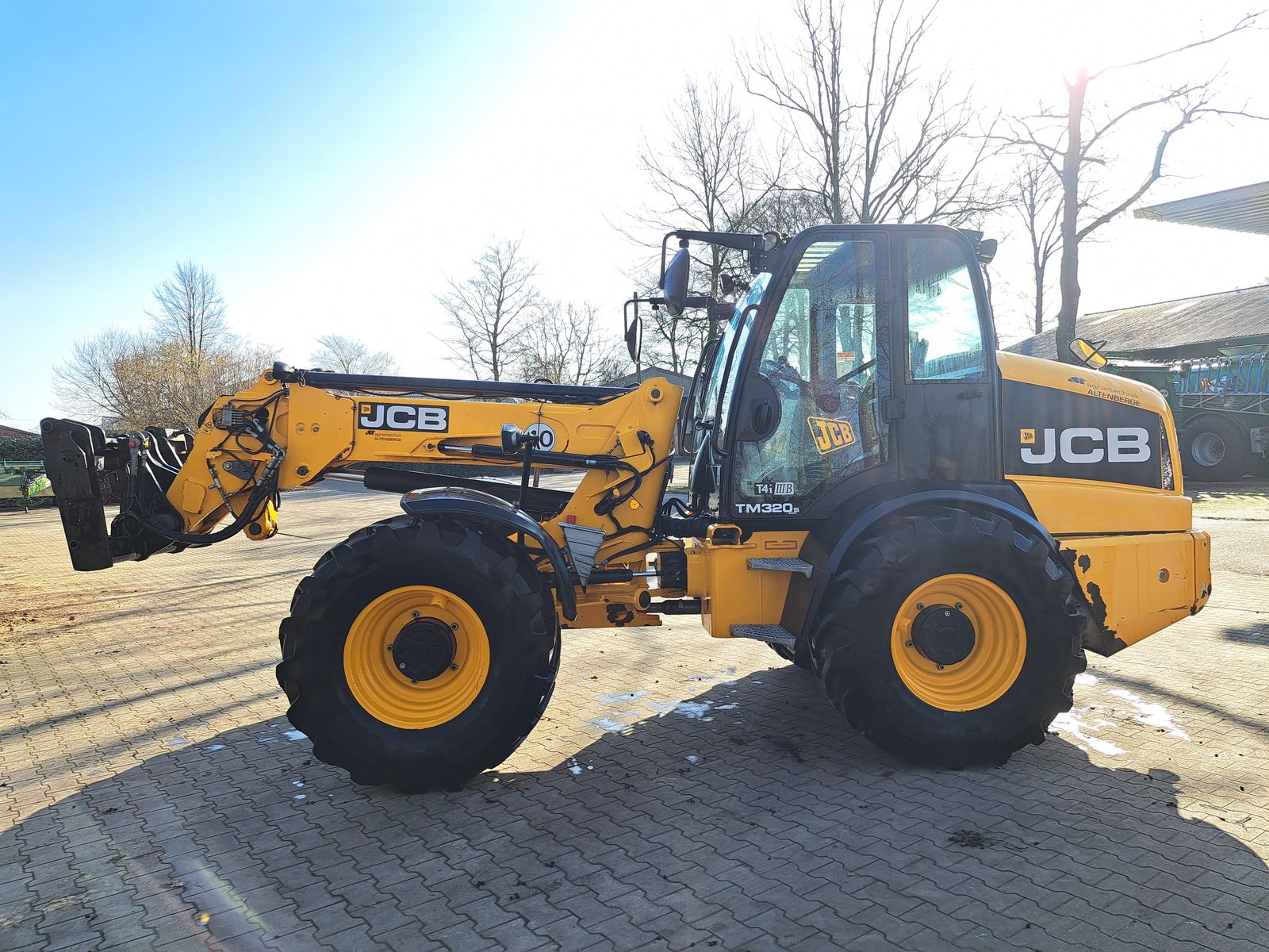 JCB TM320 S 3