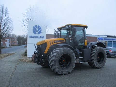<strong>JCB 4220 Fastrac</strong><br />