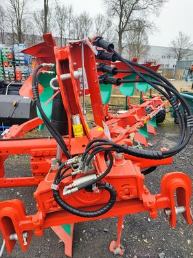 Kverneland LB-100/200 5-Schar