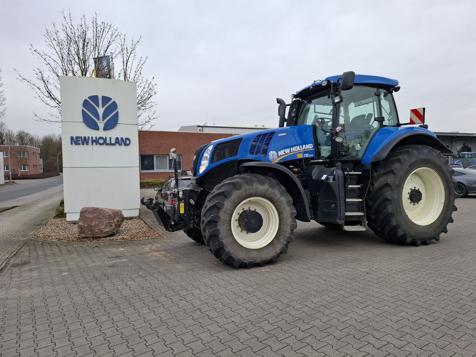 New Holland T8.300 AC mit RTK 2