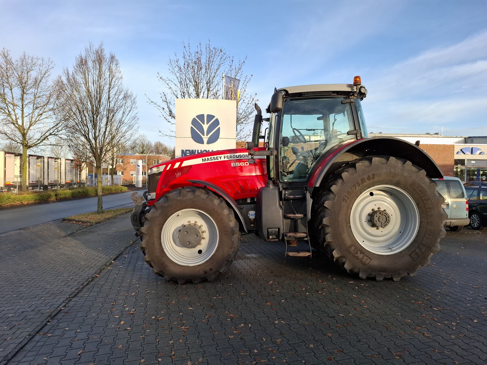Massey Ferguson 8660 Dyna-VT 1