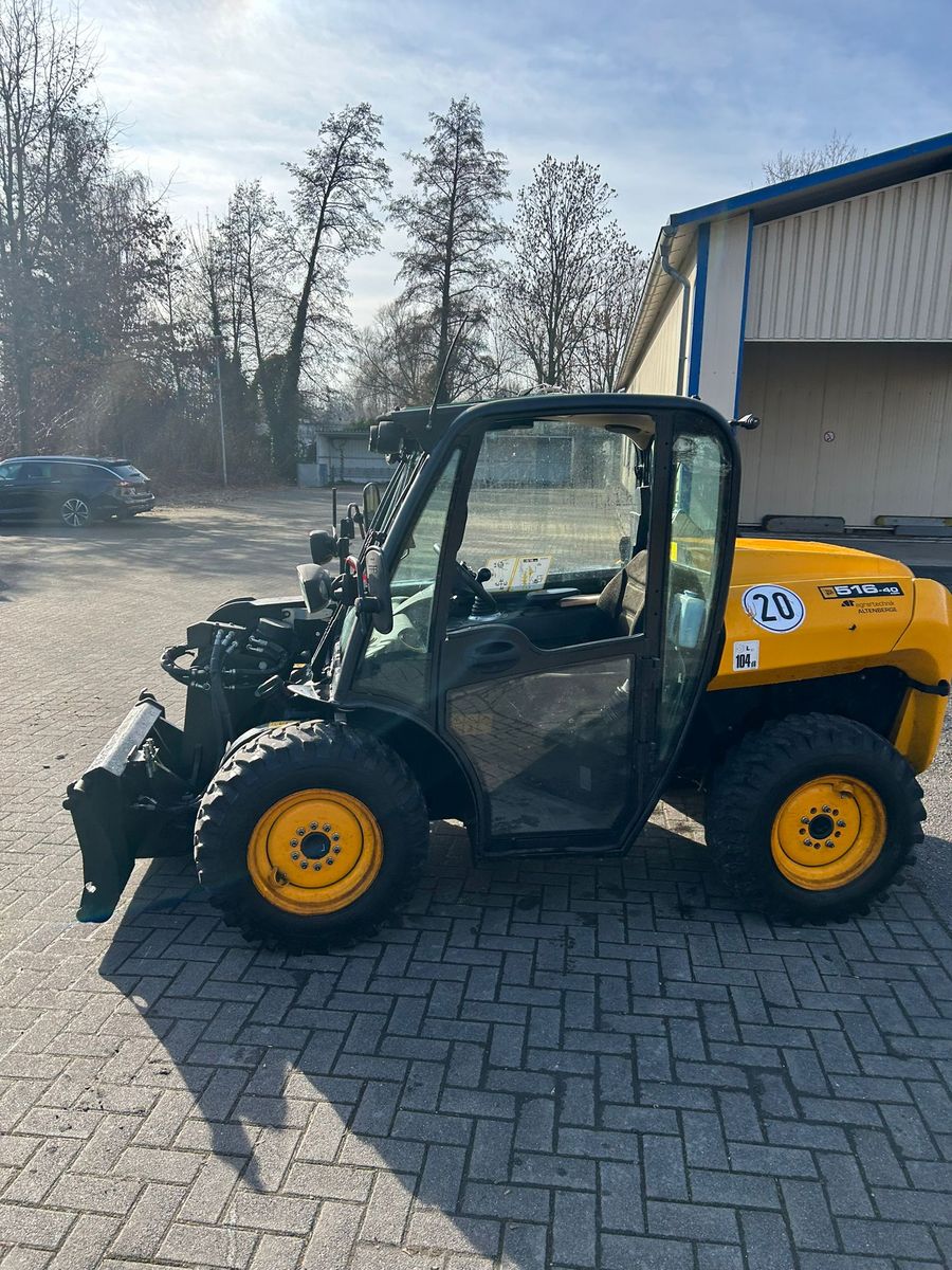 JCB 516-40  3
