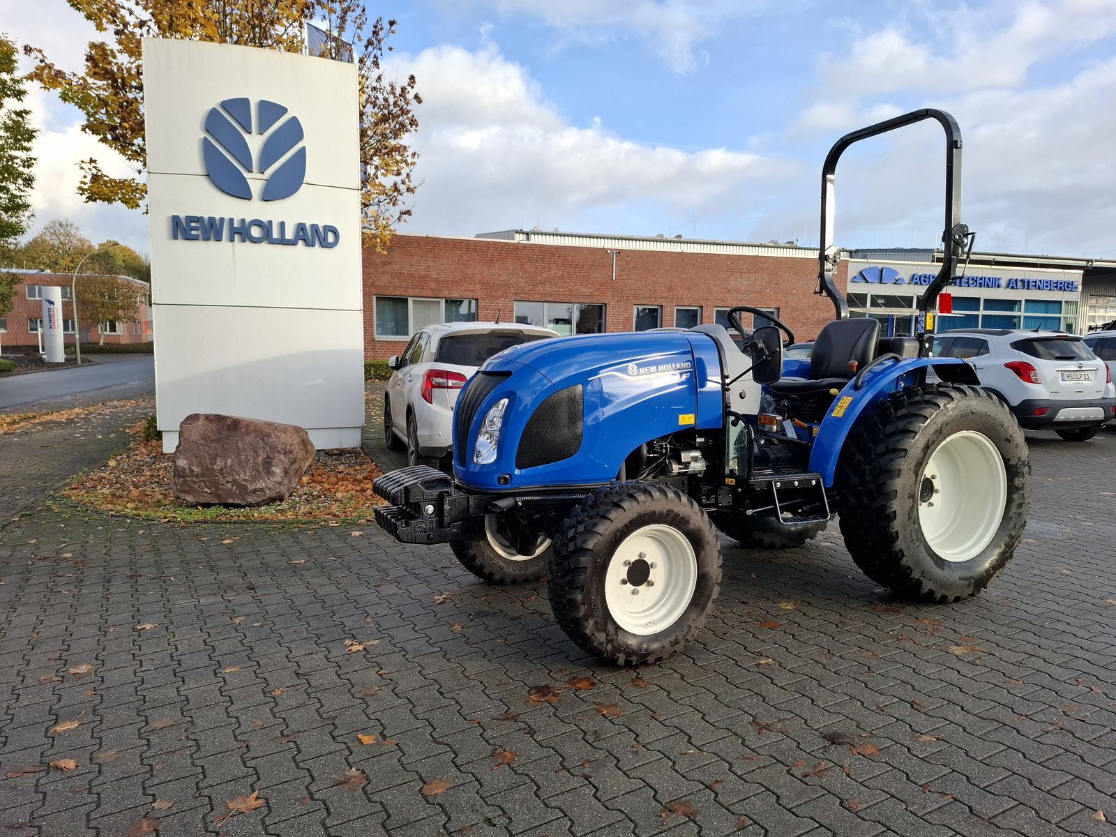 New Holland Boomer 50 Stage V 2