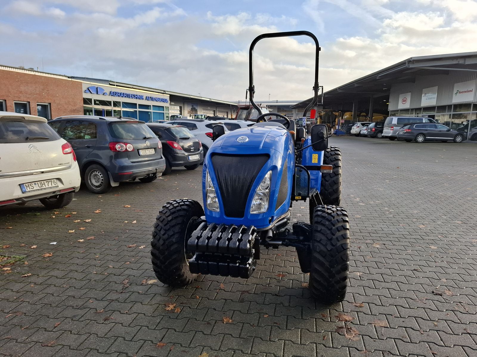 New Holland Boomer 50 Stage V 3