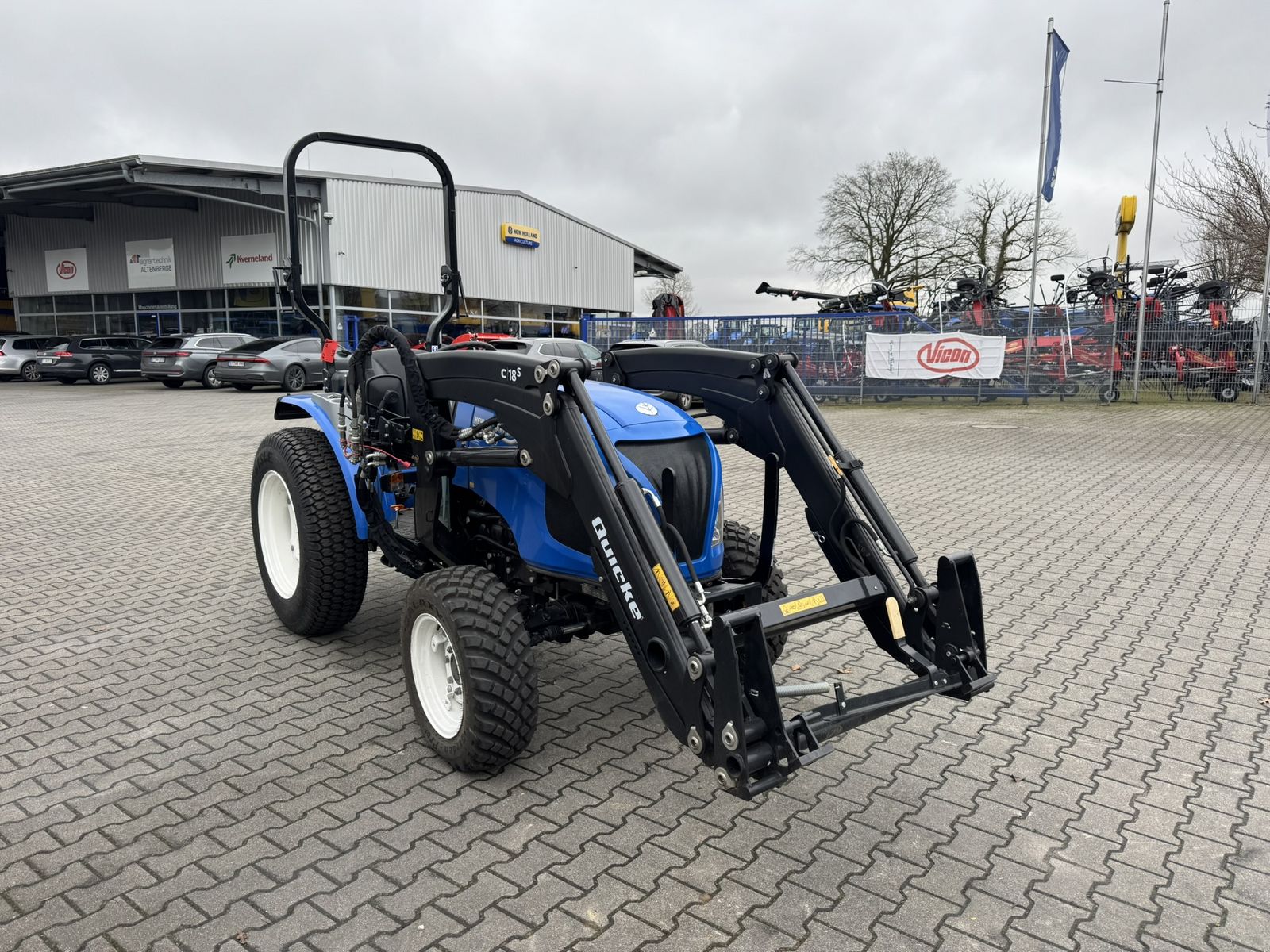 New Holland Boomer 50 3