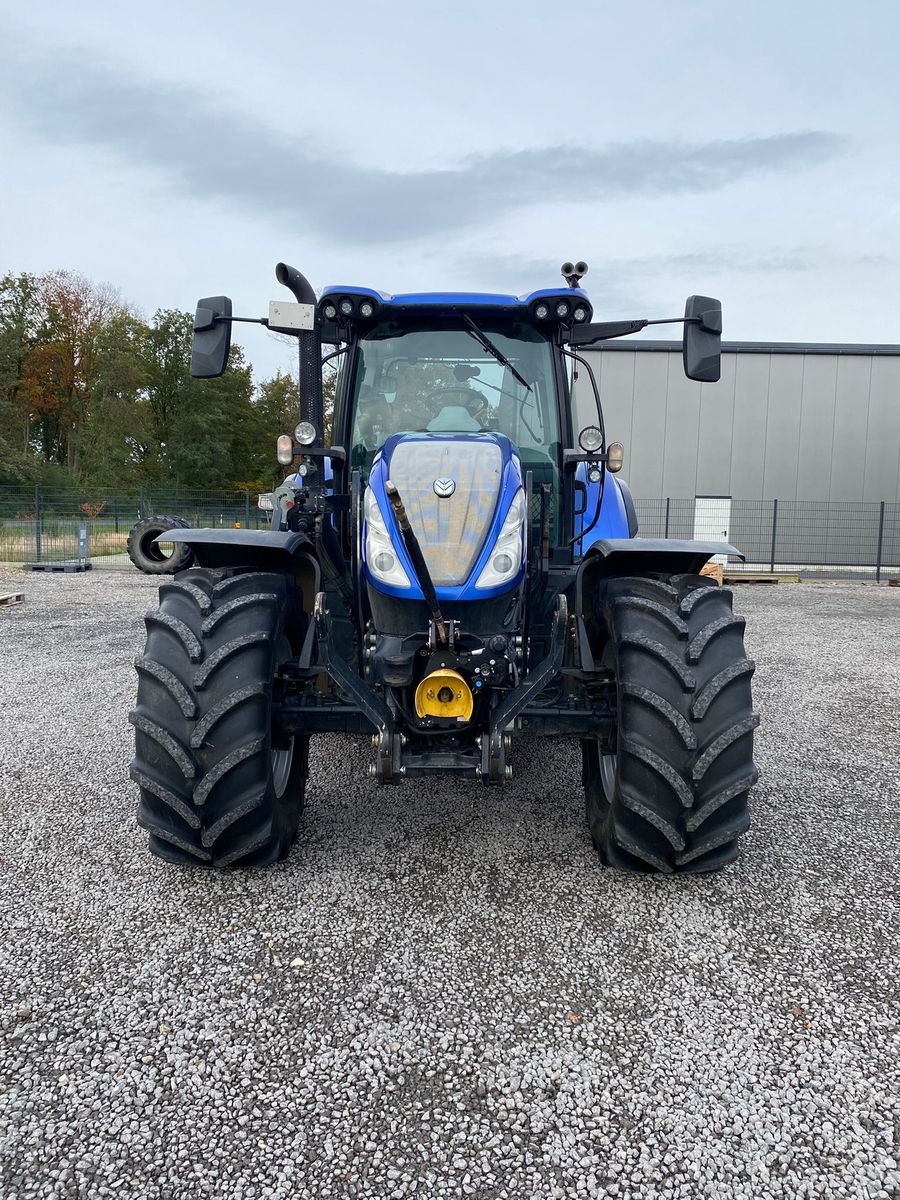 New Holland T6.180 Dynamic Command 3