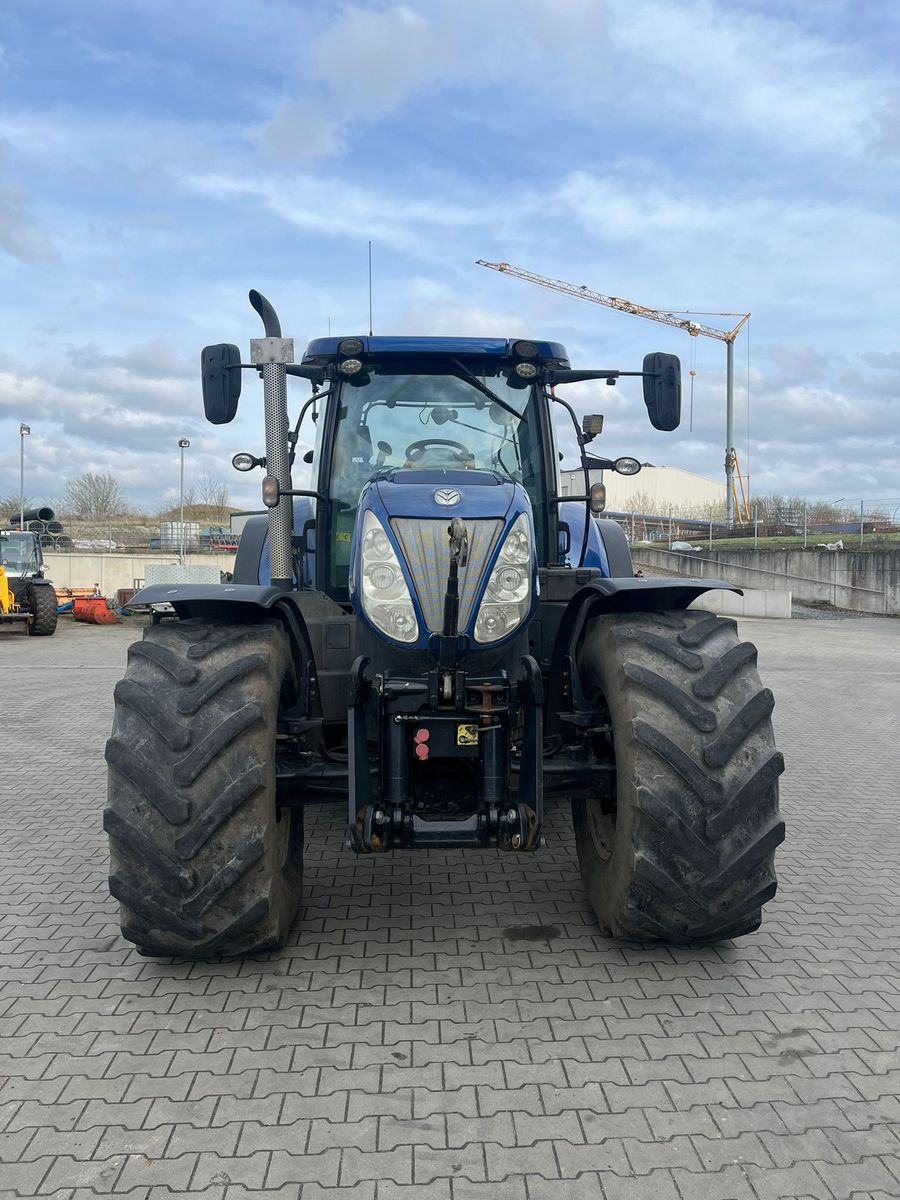 New Holland T7.270 AC 2
