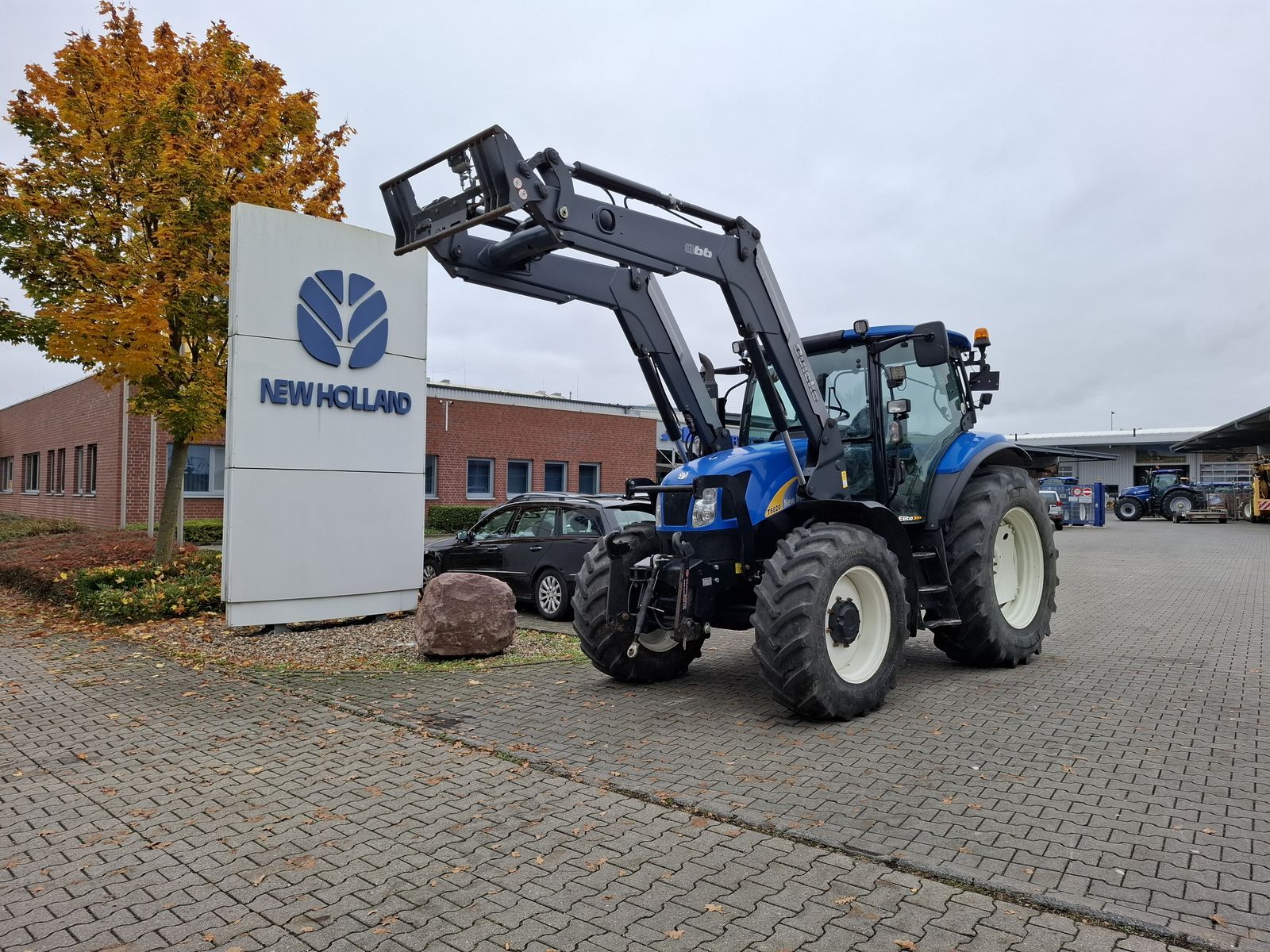 New Holland T6020 Elite 3