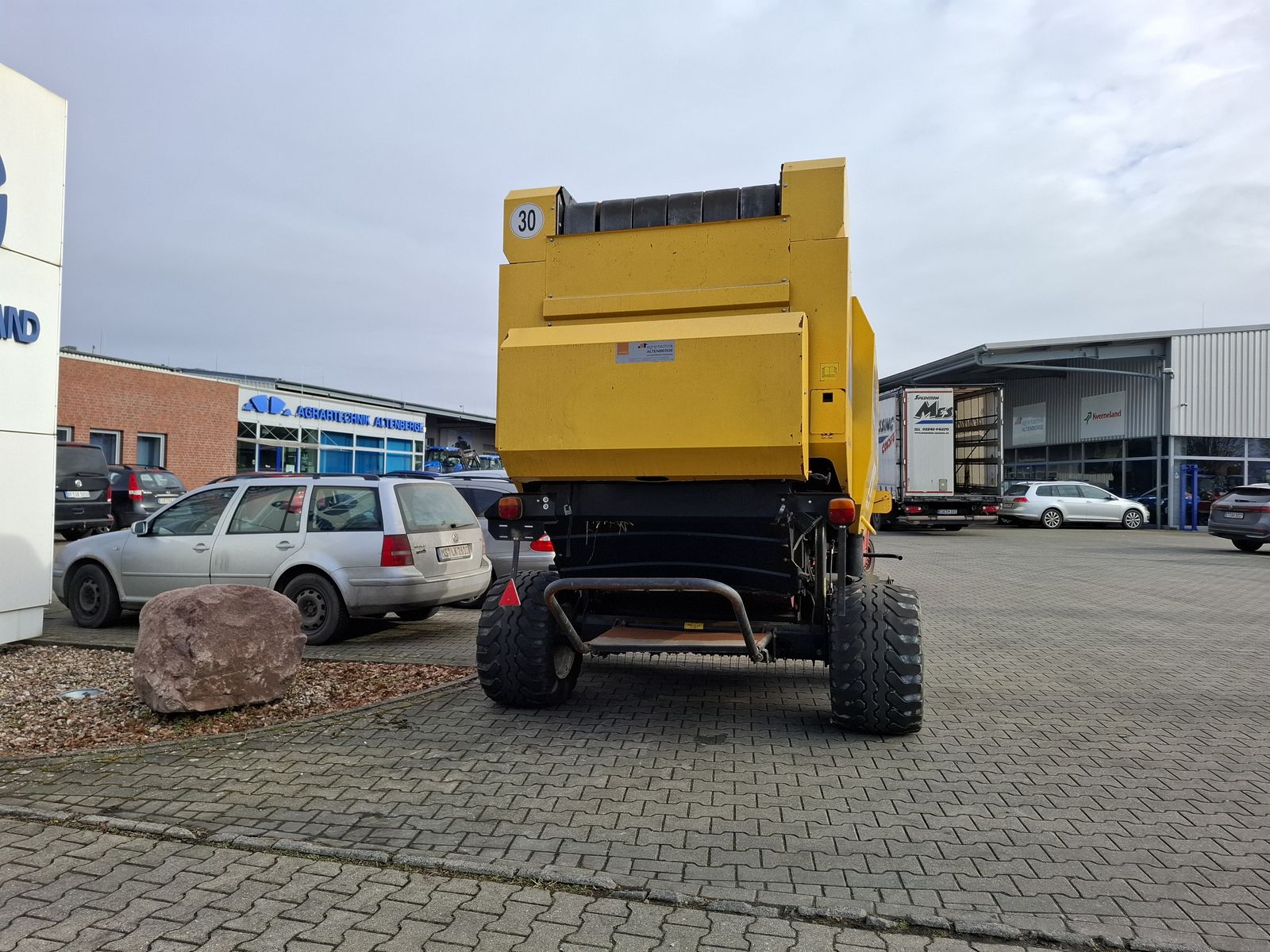 New Holland BR 7070 3