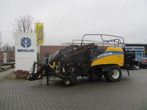 <strong>New Holland BB 1270 </strong><br />