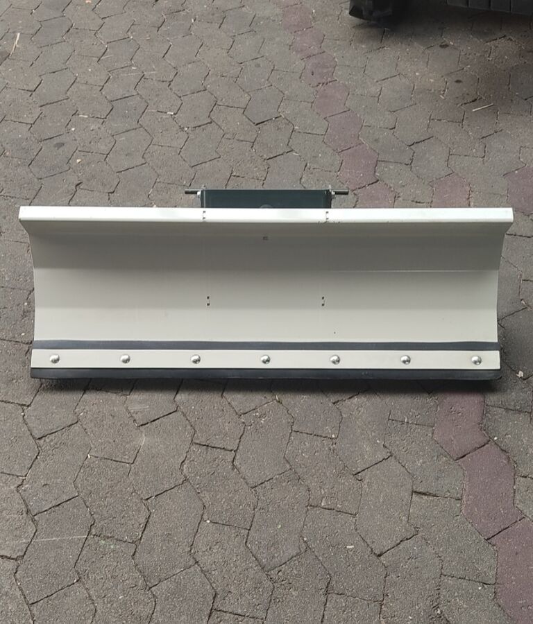 Cramer Schneeräumschild 1