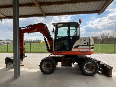 Schaeff HML 32 2