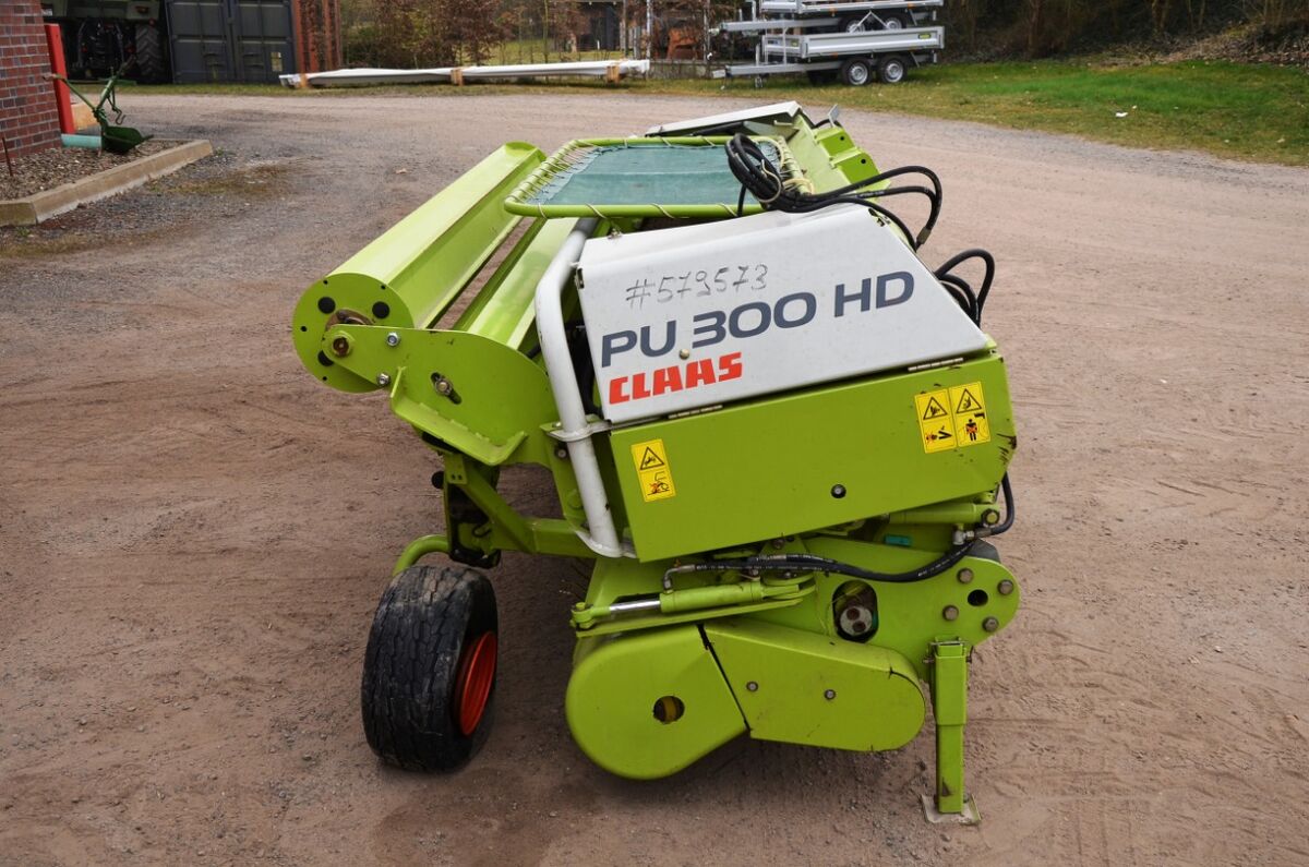 Claas PICK UP 300 HD 3