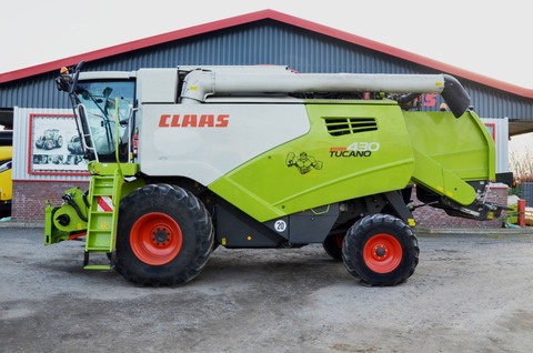 CLAAS TUCANO 430 Stage V