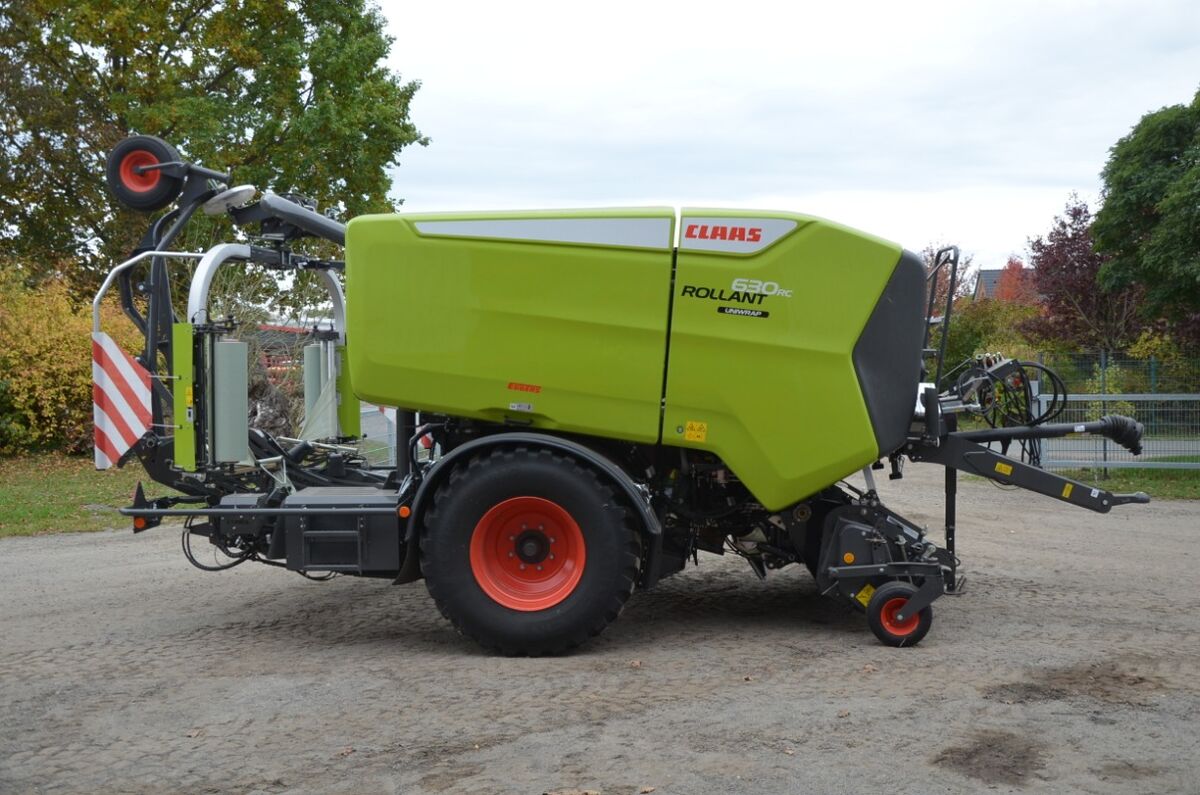 Claas ROLLANT 630 RC UNIWRAP 3
