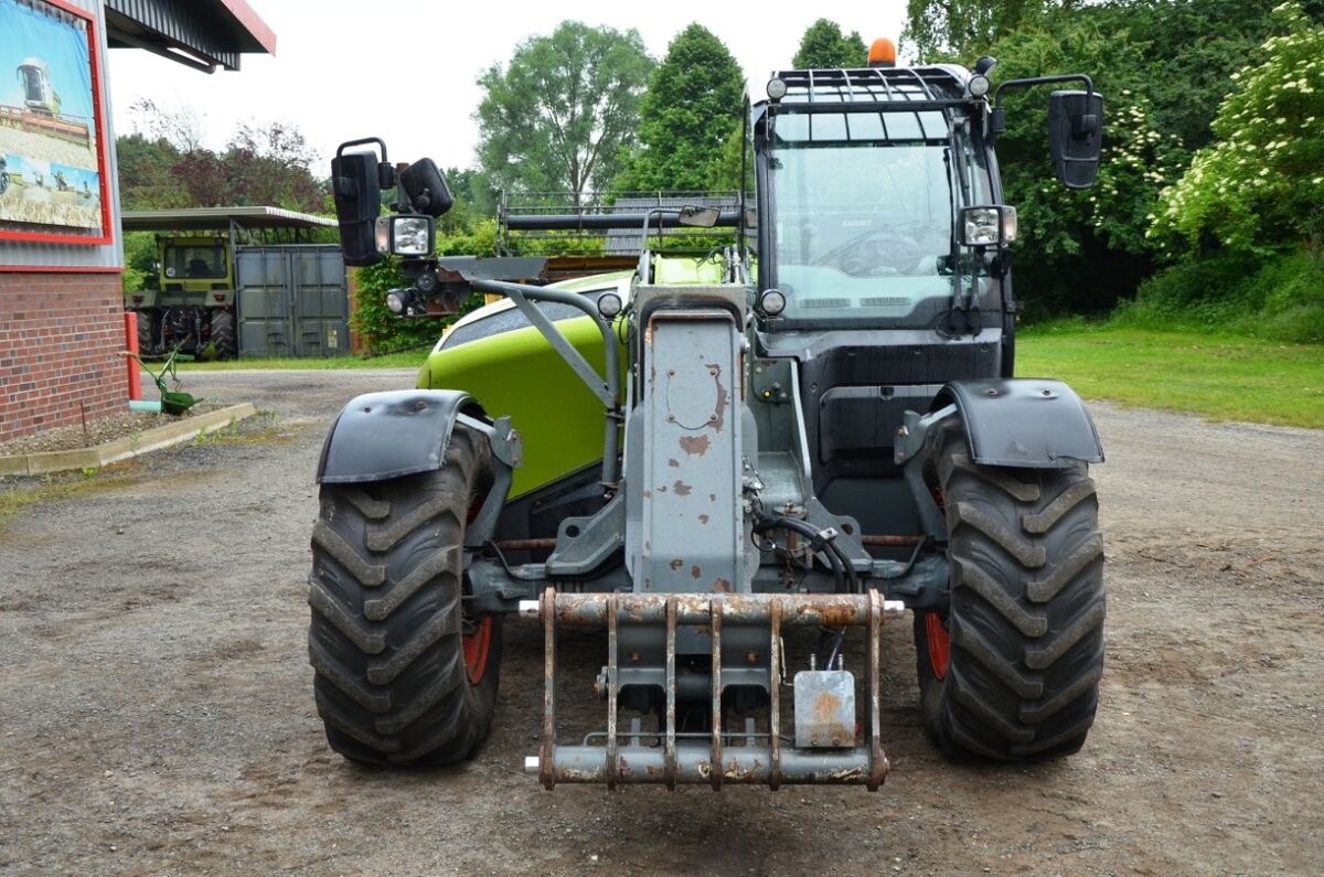 Claas SCORPION 746 VARIPOWER 2