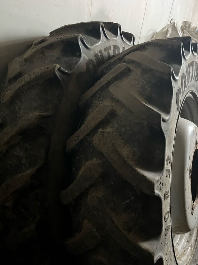 Continental 320/90R32 und 340/85R48 2,25m  2
