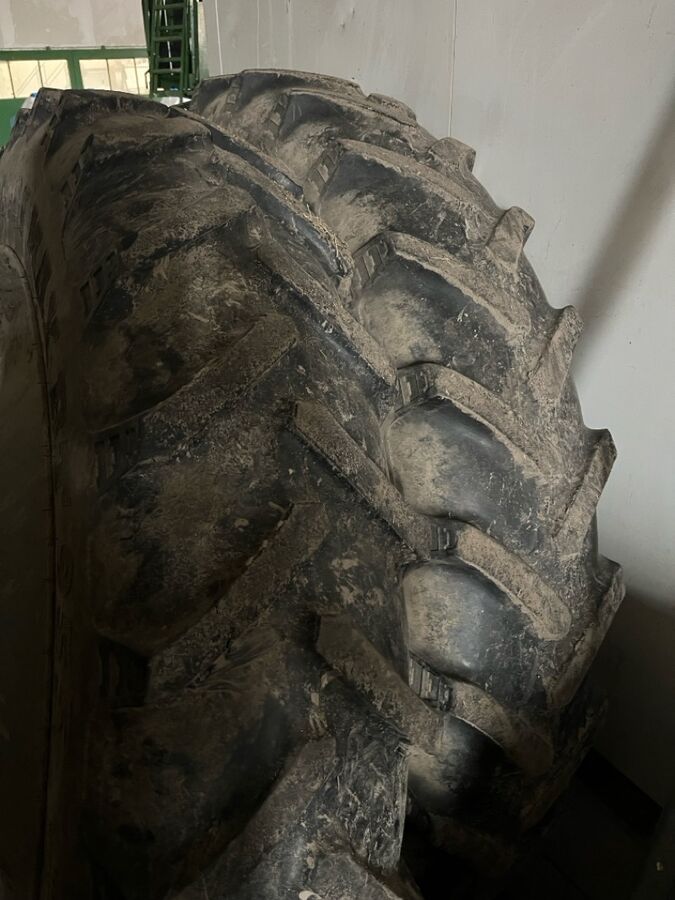 Continental 320/90R32 und 340/85R48 2,25m  3