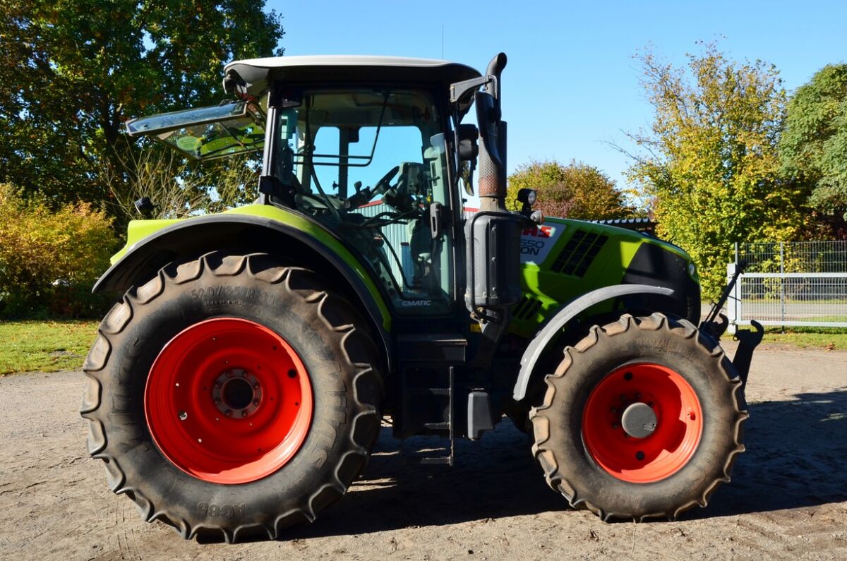Claas ARION 550 CMATIC CIS+ 3