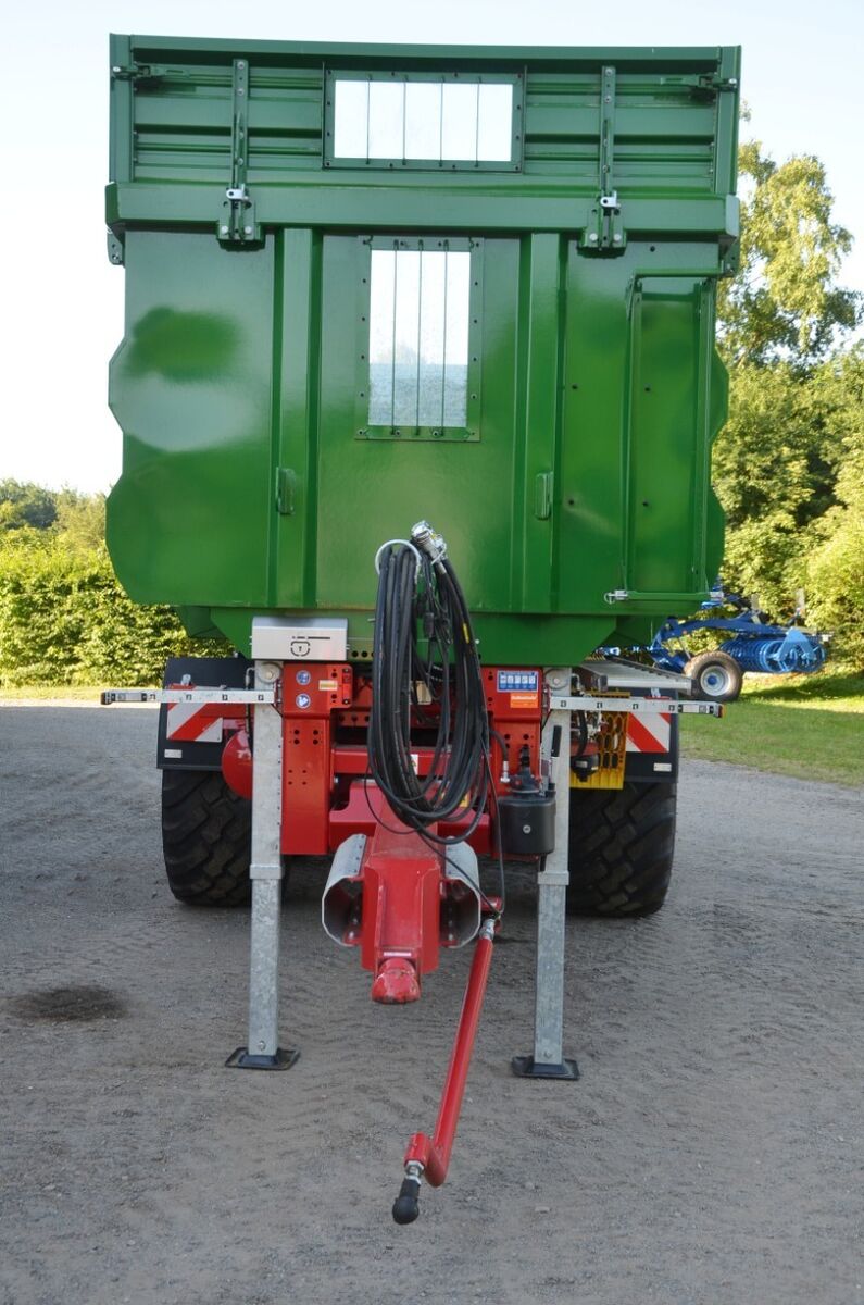 Kröger-Terraliner MUK 303 2