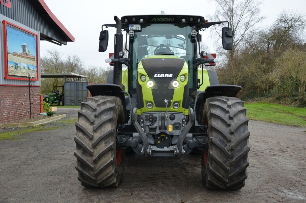 Claas AXION 810 CMATIC - Stage V CEB 2