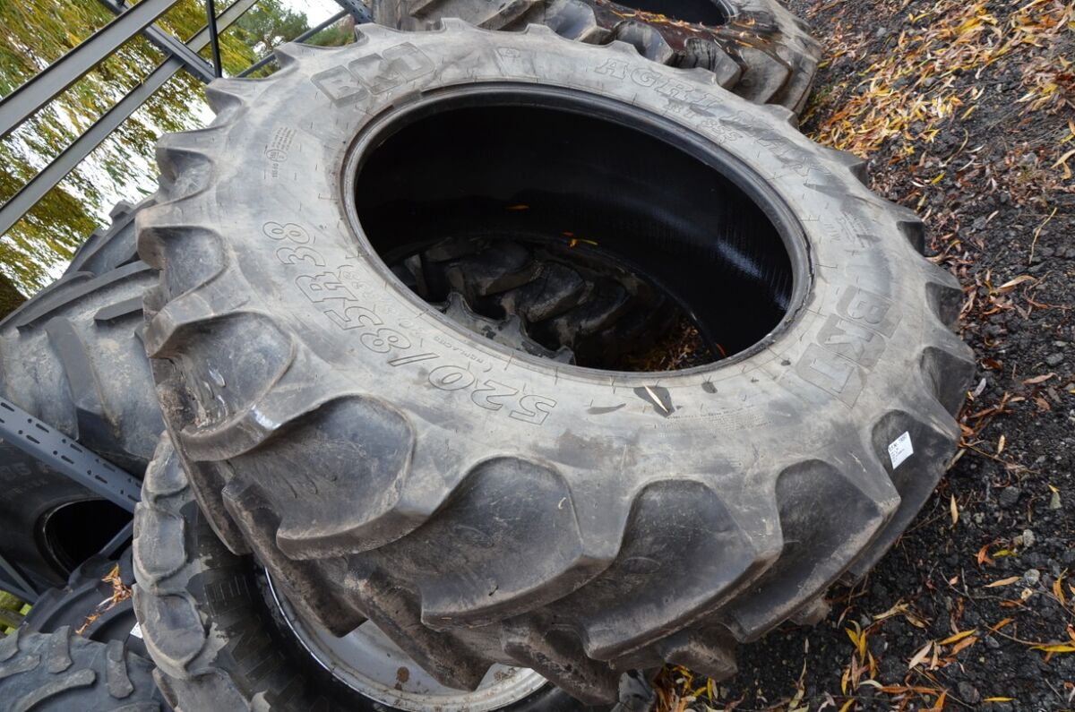 BKT 520/85R38 2 Stck. 3