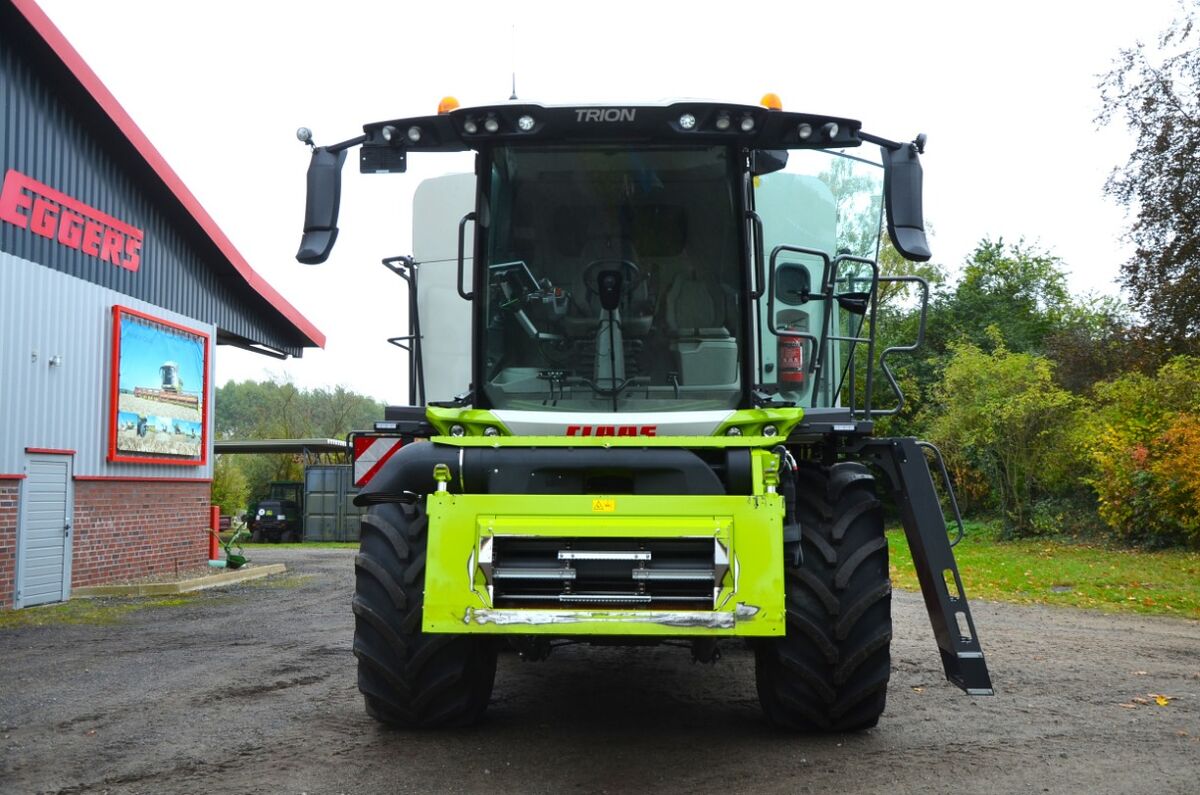 Claas TRION 730 2