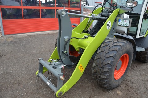 CLAAS TORION 535