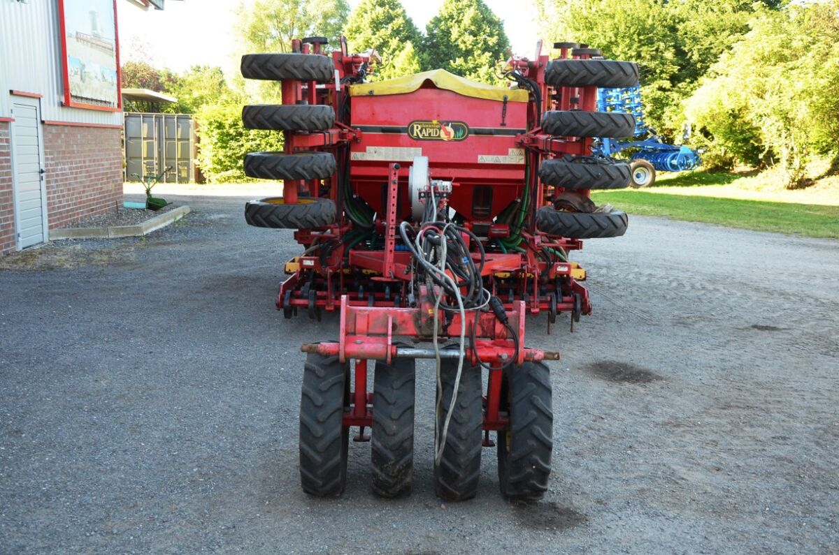 Väderstad Rapid 600 F 2